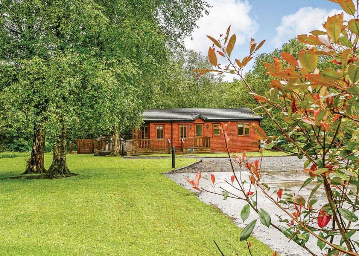 Charlesworth Lodges Глоссоп Экстерьер фото