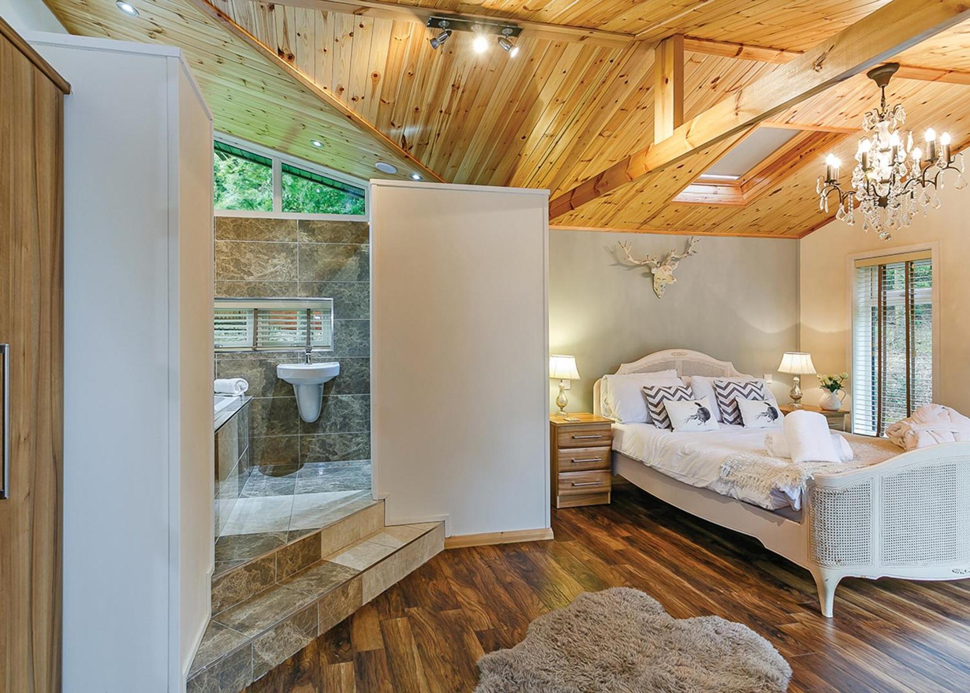 Charlesworth Lodges Глоссоп Номер фото